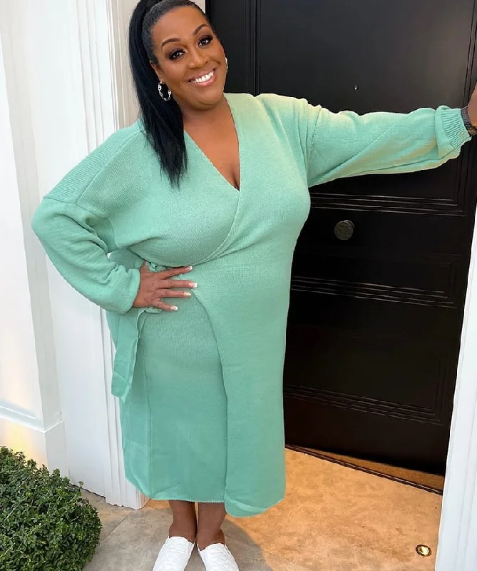 In The Style Green Rib Knit Wrap Midi Dress UK 30 Comfortable Geometric Print Midi Dress