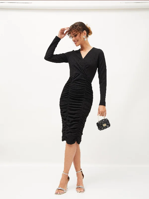 Women Black Knitted Ruched Midi Dress Fashionable Pleated Midi Dress