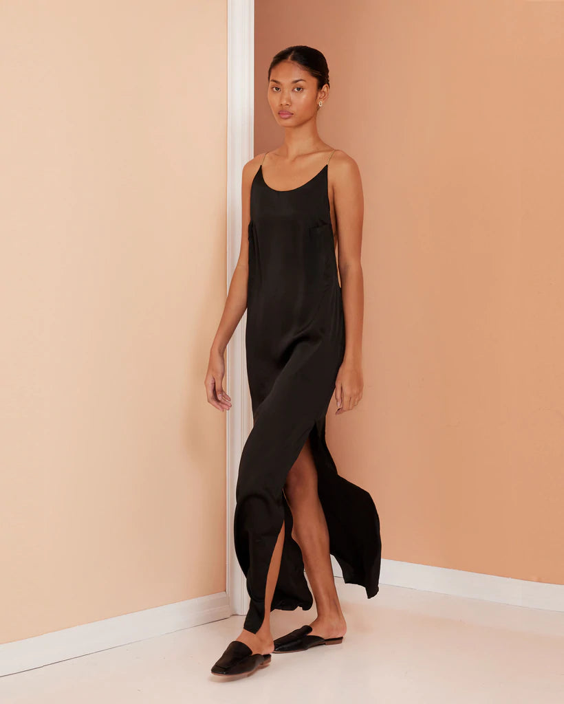 Glam Open Back Maxi Dress - Black