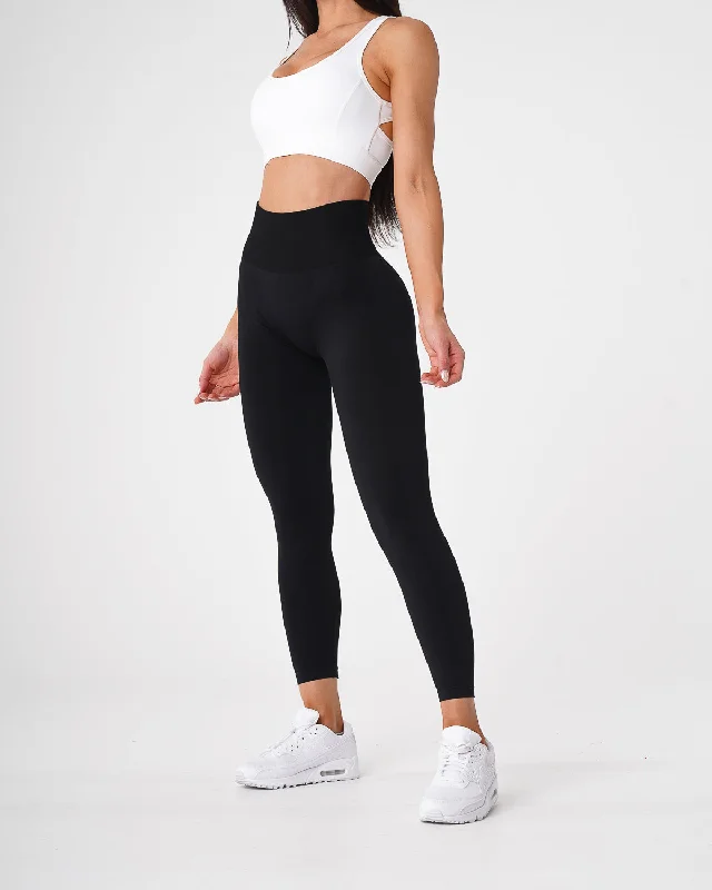 Black Solid Seamless Leggings Stylish Colorful Activewear Leggings
