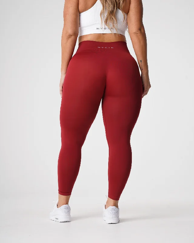 Carmine Solid Seamless Leggings Fashionable Ribbed Knit Leggings