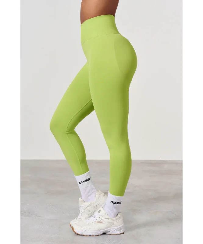 Famme Refine Scrunch Leggings Green Cozy Yoga Compression Leggings