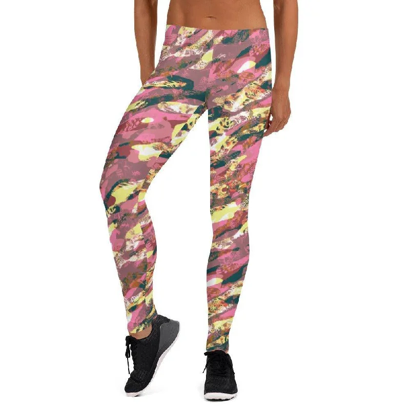 Pink Camouflage Women's Mid-Rise Leggings Fashionable Ribbed Knit Leggings