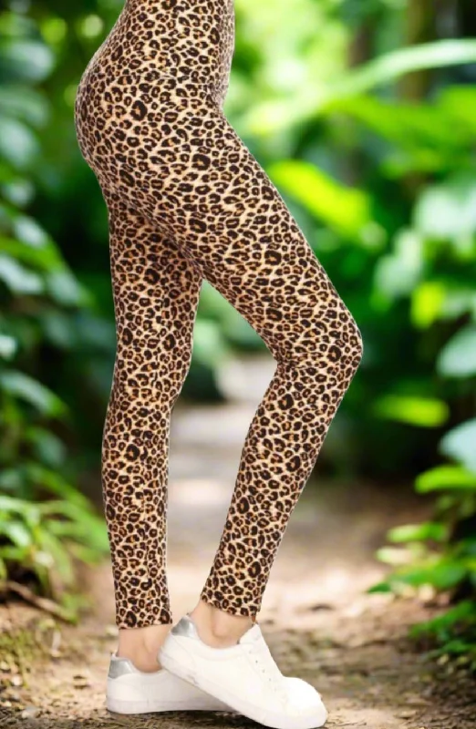 Womens Cheetah Leopard Leggings, Soft Yoga Pants, Sizes 0-20, Yoga Waist, Brown/Black Fashionable Minimal Active Leggings Womens Cheetah Leopard Leggings, Soft Yoga Pants, Sizes 0-20, Yoga Waist, Brown/Black Fashionable Minimal Active Leggings