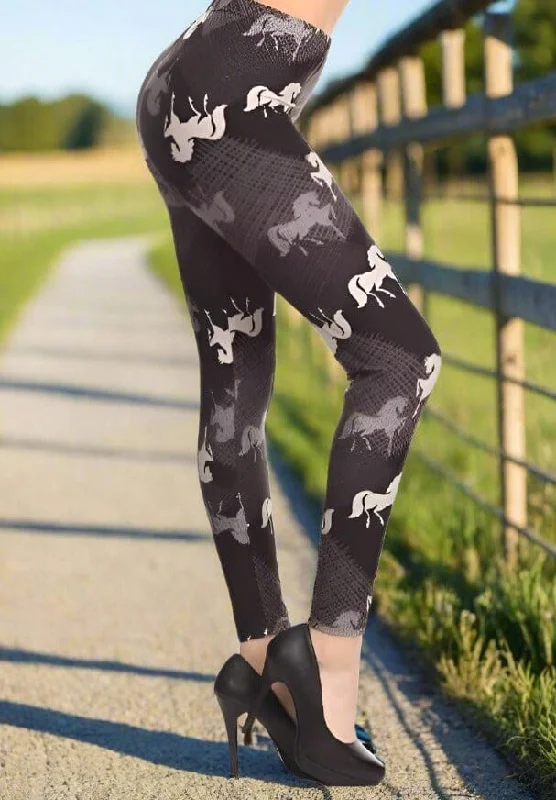 Womens Black Horse Leggings, Soft Yoga Pants, Sizes 18-22, No-Roll Waist, Black/White Trendy Minimalist Leggings Womens Black Horse Leggings, Soft Yoga Pants, Sizes 18-22, No-Roll Waist, Black/White Trendy Minimalist Leggings