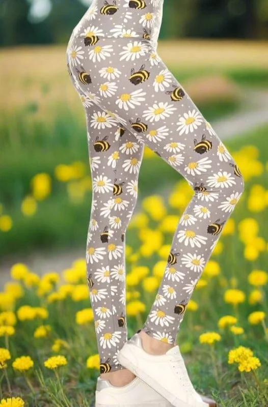 Womens Daisy Bee Leggings, Soft Yoga Pants, Sizes 0-20, Yoga Waist, Gray/Yellow Stylish Capri Leggings Womens Daisy Bee Leggings, Soft Yoga Pants, Sizes 0-20, Yoga Waist, Gray/Yellow Stylish Capri Leggings