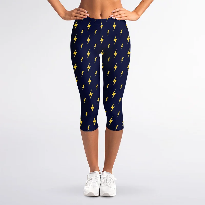 Yellow Lightning Bolts Pattern Print Women's Capri Leggings