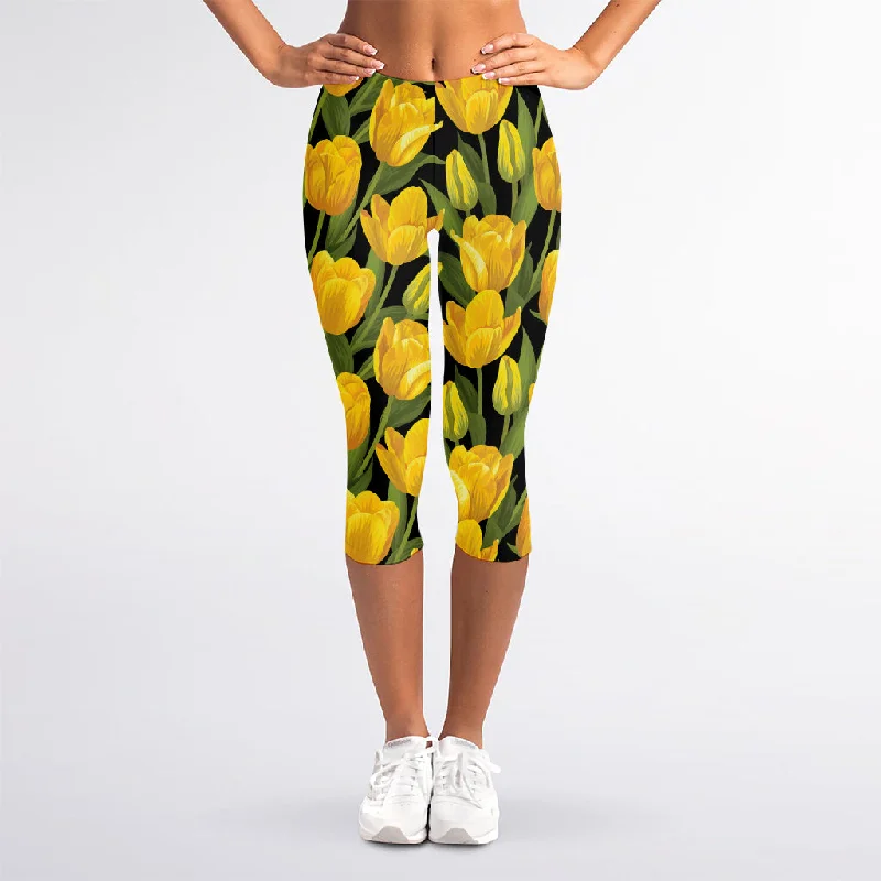 Yellow Tulip Pattern Print Women's Capri Leggings