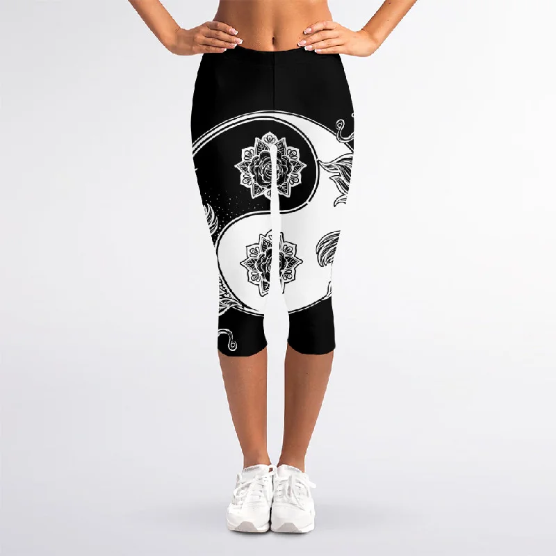 Yin And Yang Koi Carp Fish Print Women's Capri Leggings