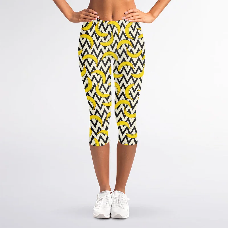 Zigzag Banana Pattern Print Women's Capri Leggings