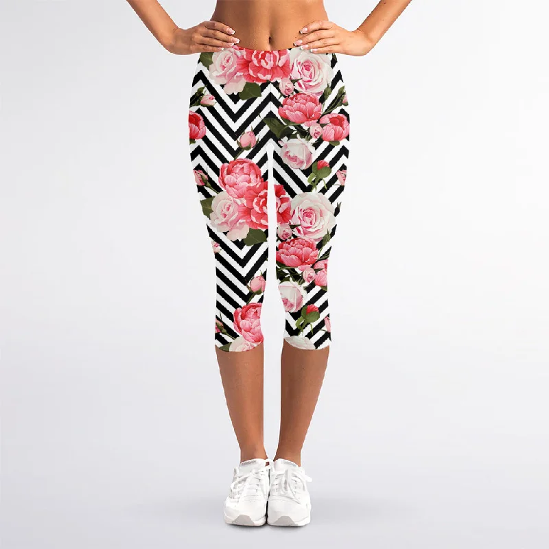 Zigzag Peony And Rose Pattern Print Women's Capri Leggings