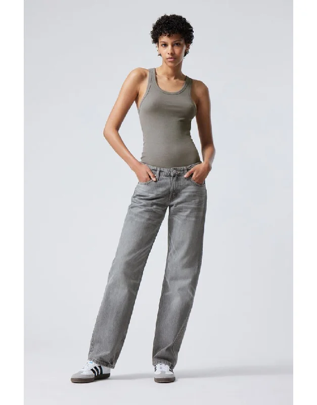 Low Straight Jeans in Grey Stylish Tapered Fit Jeans